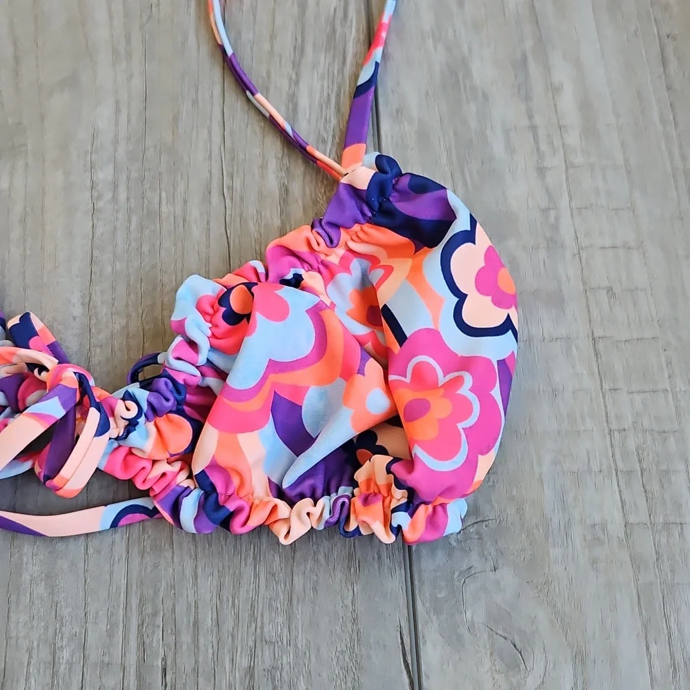 Kulani Kinis Bikini Set - Picture 3 of 6
